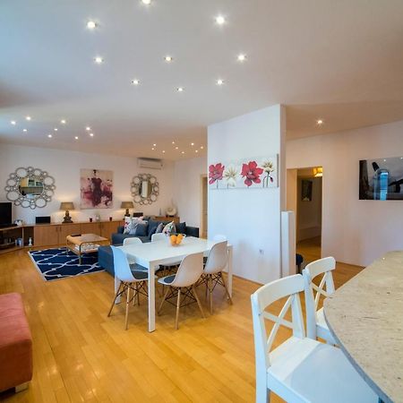 Octogon Apartment Загреб Экстерьер фото