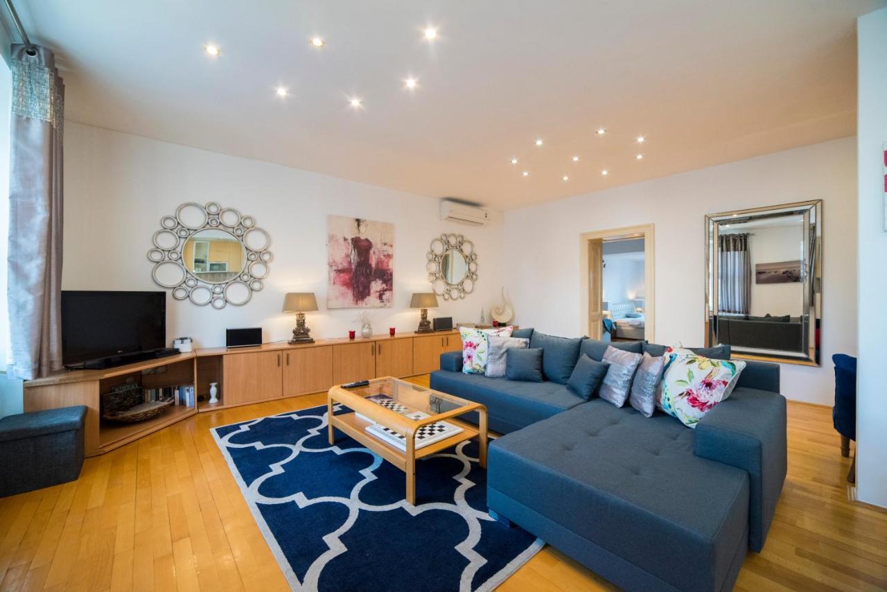Octogon Apartment Загреб Экстерьер фото
